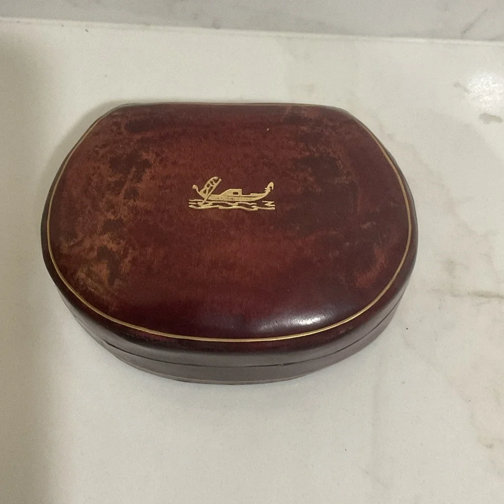 Vintage Leather Box Trinket Jewelry Made In Italy Gold Gondola Design 4